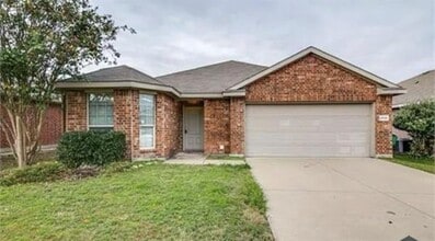 Building Photo - 2025 Lake Trail Dr