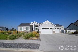 Building Photo - 2455 N 1125 E