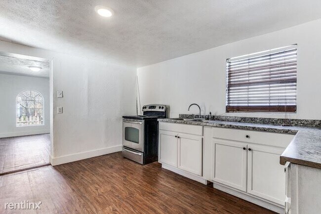 Foto del edificio - 2 br, 1 bath House - 3221 Wake St