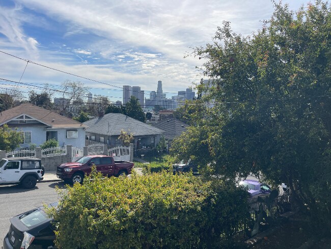 Foto del edificio - 1804 Bellevue Ave