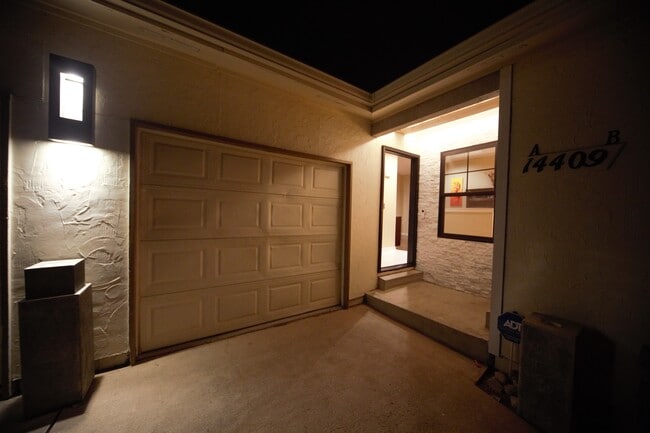 Building Photo - 14409 E Montana Cir