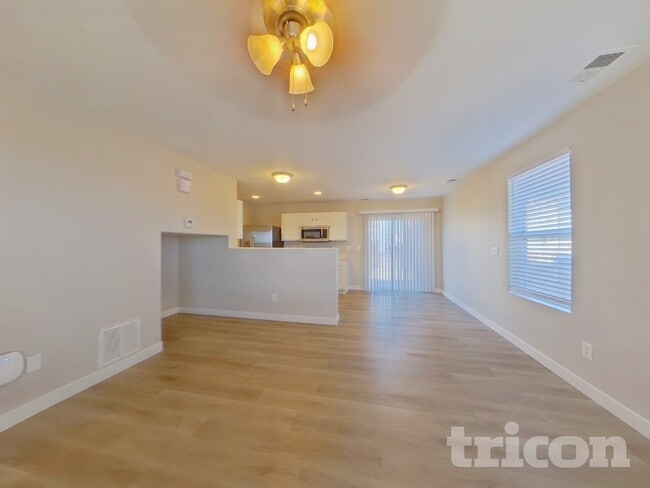 Building Photo - 10115 Hudson St