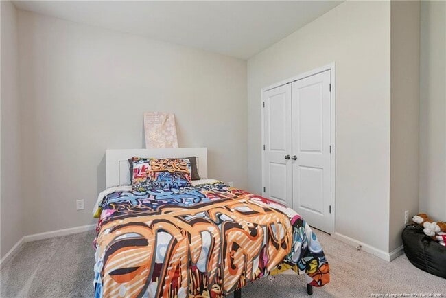 Foto del edificio - 601 Laurel Lake Rd