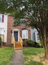 Building Photo - 203 Rosebrooks Dr