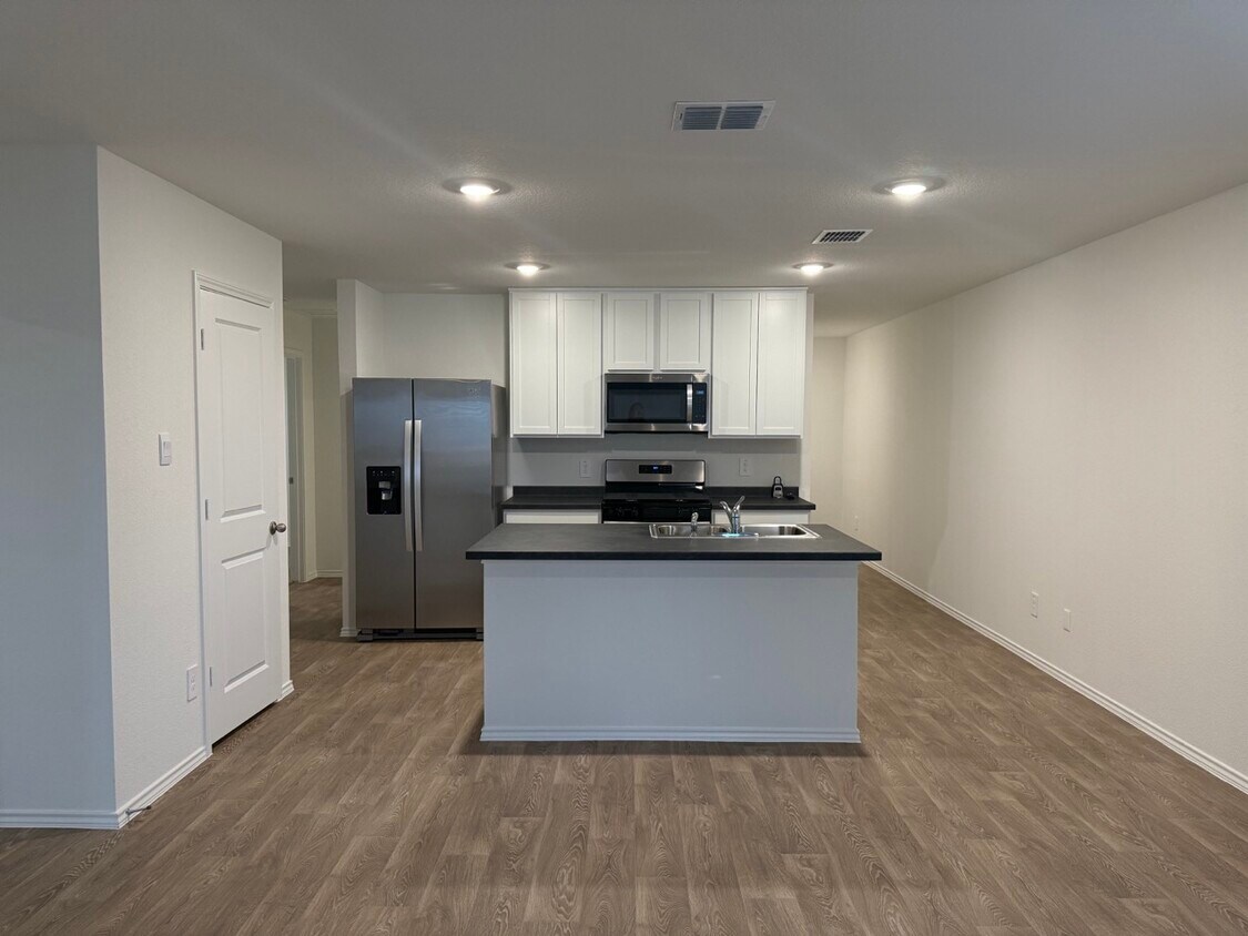 Foto del edificio - 258 Bull Lake Cir