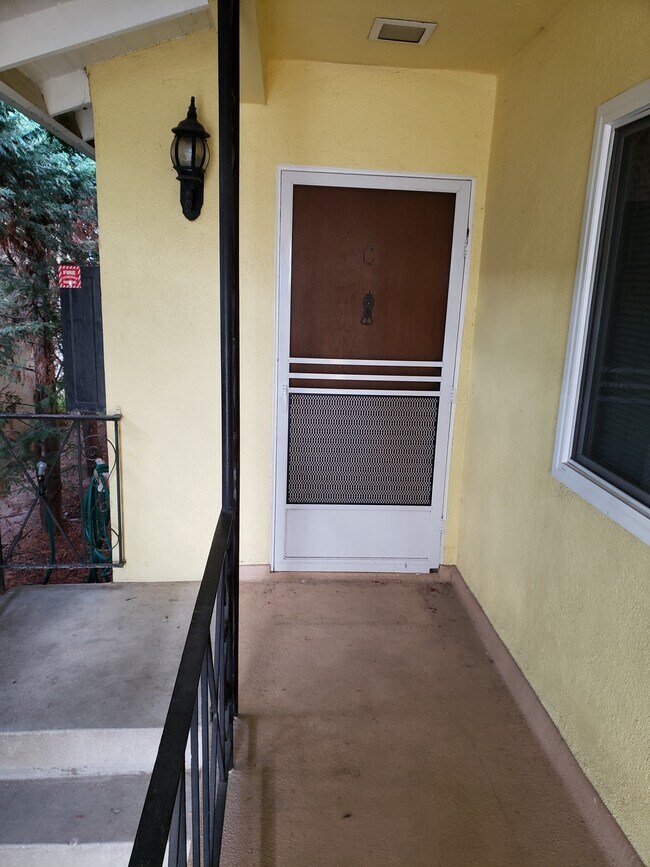 Unit A - 323 Bungalow Dr