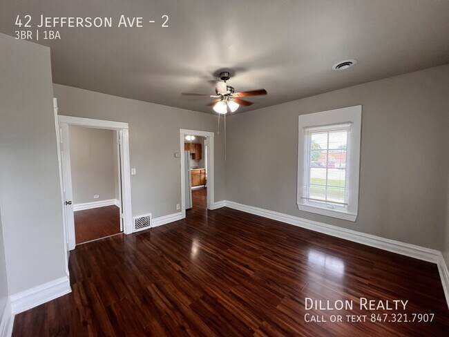 Foto del edificio - 42 Jefferson Ave