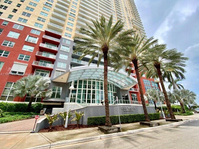 Foto del edificio - 1155 Brickell Bay Dr