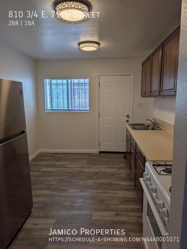 Photo - 810 3/4 E. 79th Street- Apartment