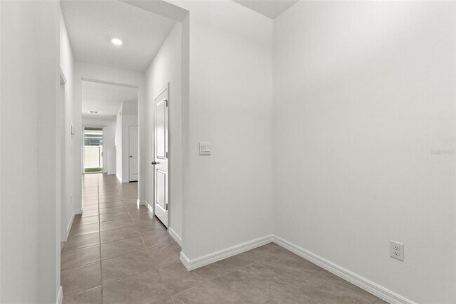 Building Photo - 17205 Bigleaf Mahogany Ln