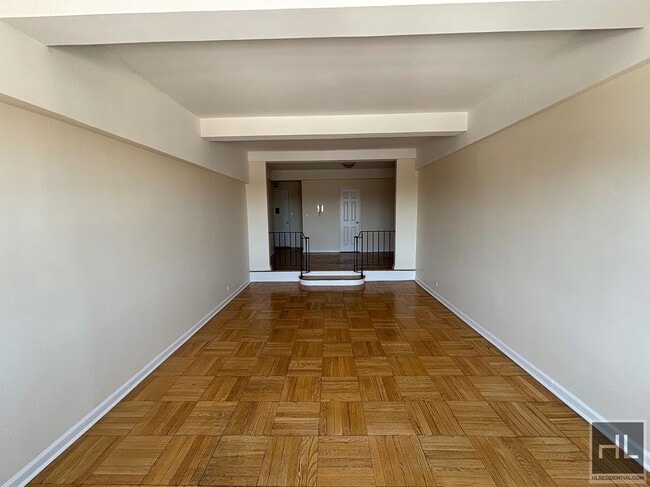 Building Photo - GRAND CONCOURSE