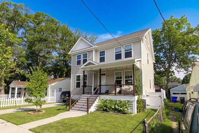 Building Photo - Spacious Single Family Home in Norfolk Wit...