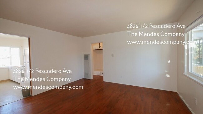Foto del edificio - 4826 1/2 Pescadero Avenue-