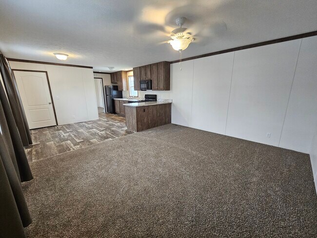 Foto del edificio - 46000 Geddes Rd