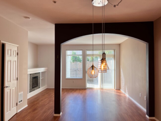 Foto del edificio - 5400 Harbour Pointe Blvd
