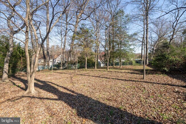 Building Photo - 13625 Middlevale Ln