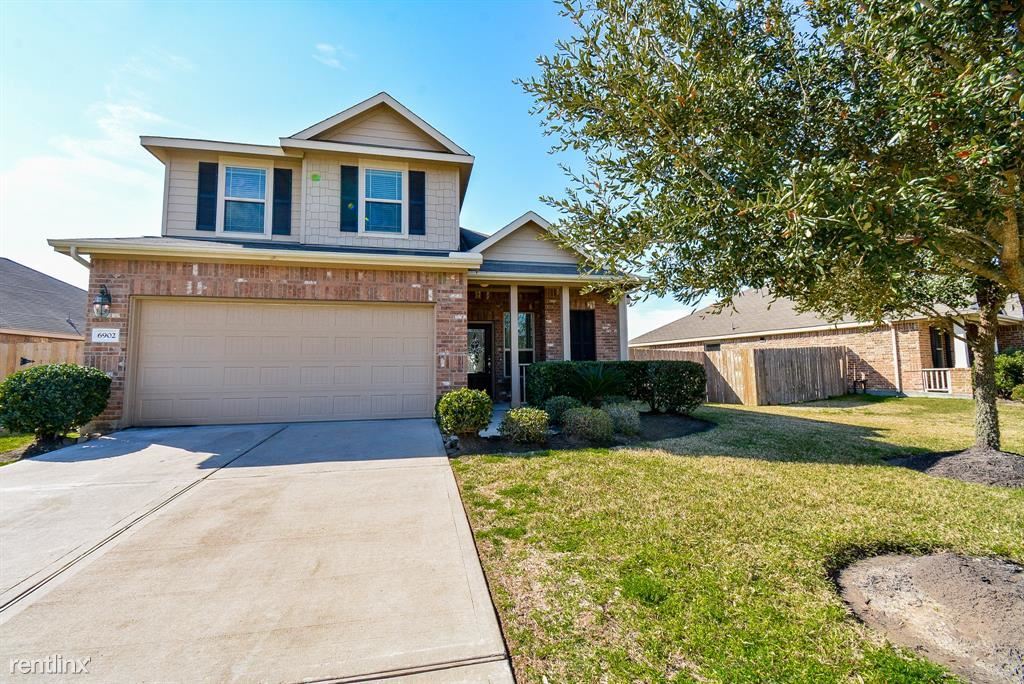 Foto principal - 4 br, 2 bath House - 6902 Lantern Hll Lane