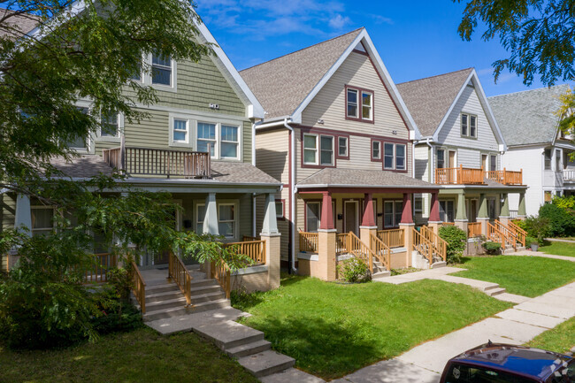 Townhomes - Rooted & Rising Apartments & Townhomes