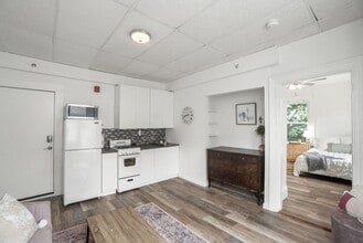Building Photo - 928 Dorchester Ave