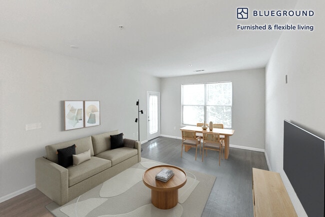 Building Photo - 160 Boylston St