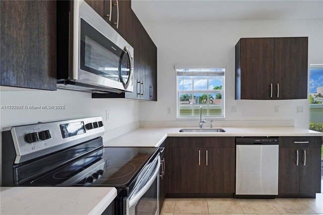 Foto del edificio - 1121 NW 41st Ln