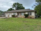 Primary Photo - 3 Bedroom House w/2 Bath, 2 Car Garage, St...
