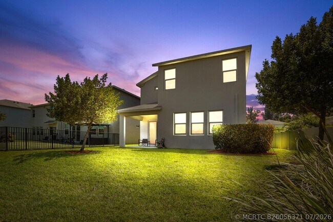 Foto del edificio - 1826 Lake Cove Dr