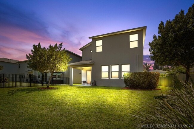 Photo - 1826 Lake Cove Drive House