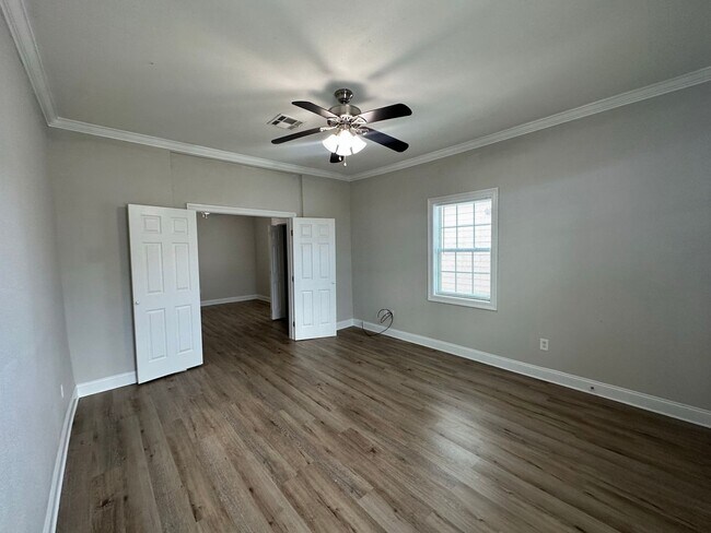 Foto del edificio - Rental in Bayou St. John Neighborhood