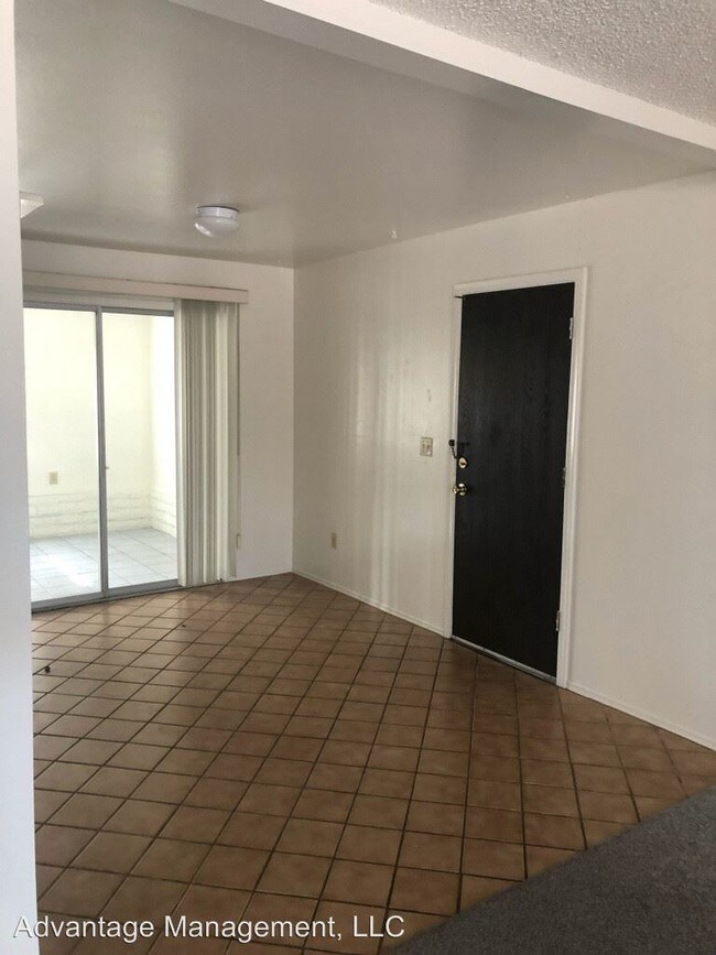 Foto del edificio - 3 br, 2 bath House - 2460 S Rose Peak Drive