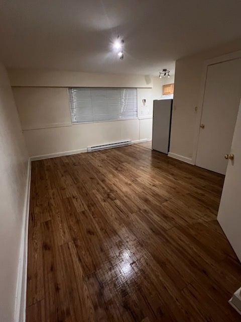 Building Photo - 423 Superior St