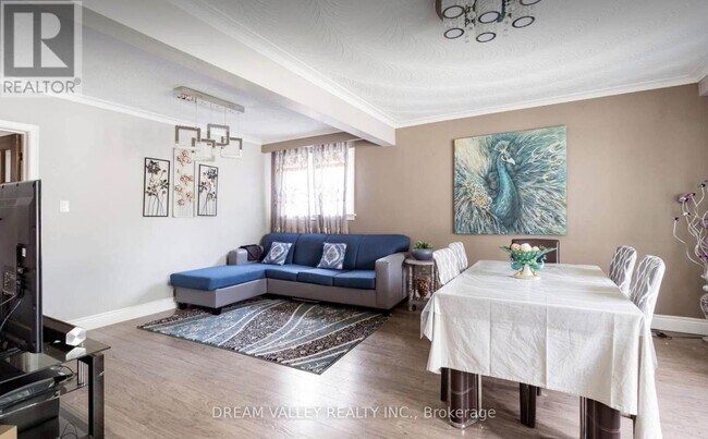 Building Photo - 12 Chandler Dr