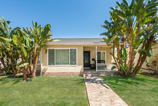 Foto del edificio - 6528 Yarmouth Ave