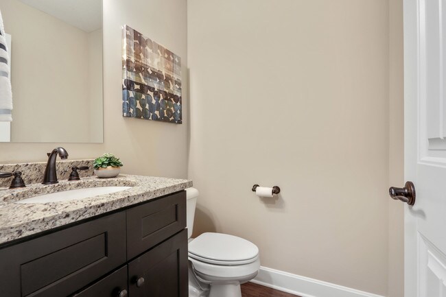 Foto del edificio - Serrano Townhomes
