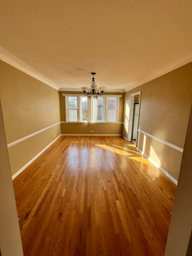 Foto del edificio - 2553 W North Shore Ave