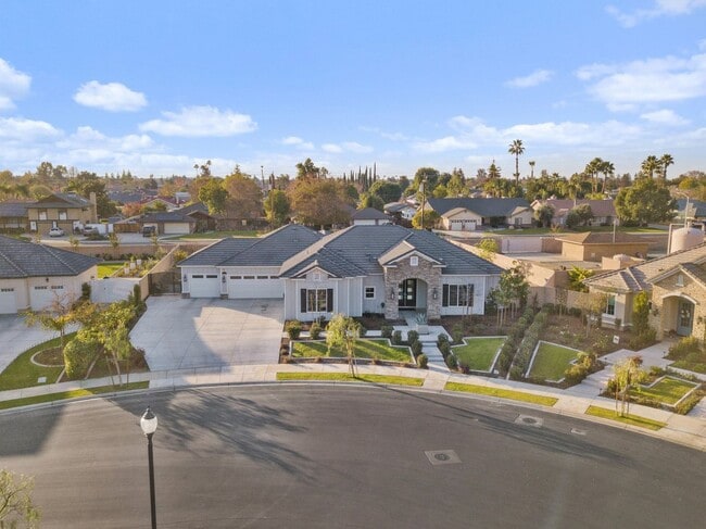 Building Photo - Coming Soon! Stunning 5 Bedroom / 3 Bathroom w/ Pool & Spa in Rosedale - Masterpiece Estates