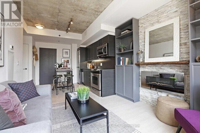 Photo du bâtiment - 630 Queen St E