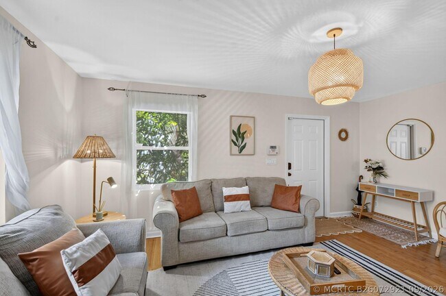 Foto del edificio - 4311 Garden Ave