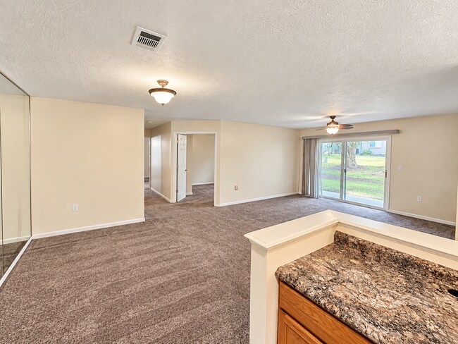 Foto del edificio - 10300 Southern Meadows