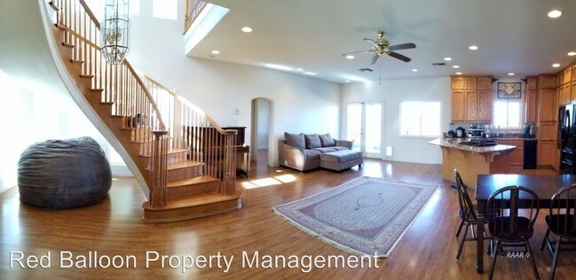 Building Photo - 4 br, 4 bath House - 134 W Javis Ave