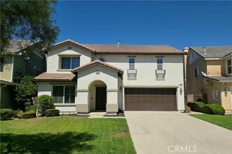 Building Photo - 11018 Evergreen Loop