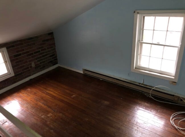 Bdrm - 1007 King St