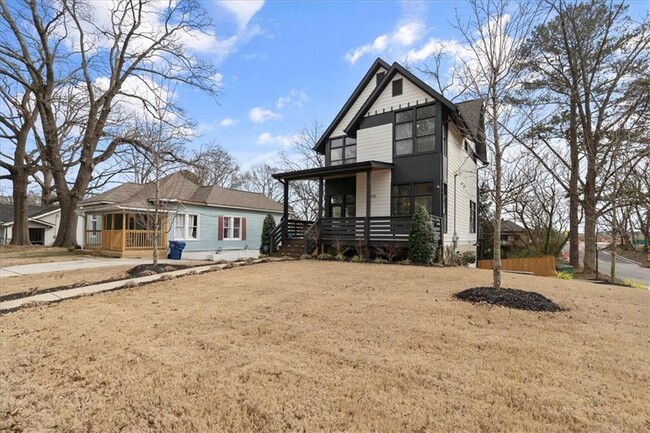 Building Photo - 1676 Carroll Dr NW