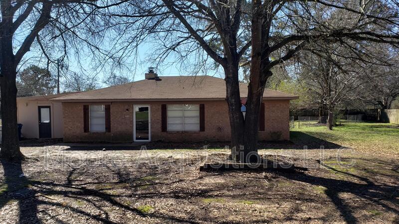 Primary Photo - 3510 Garland Road