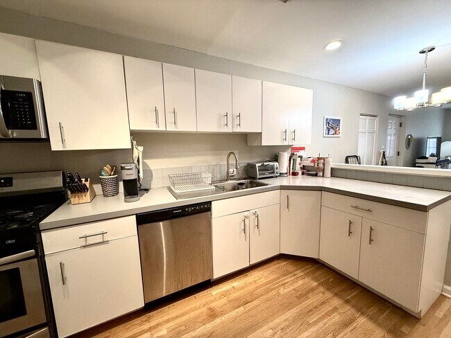 Foto del edificio - 312 10th St