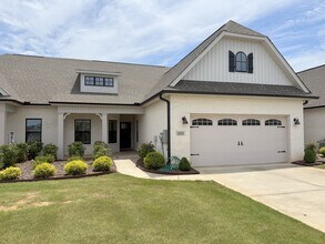 Building Photo - 408 Raleigh Elm Dr