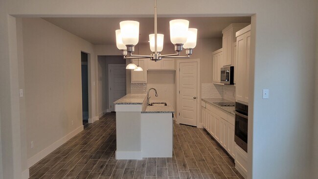 Foto del edificio - COMING SOON - 3/2/2 Godley ISD + Pet Welcome