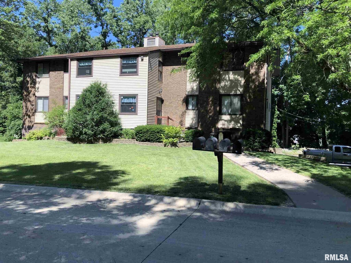 Primary Photo - 22 Cherry Hill