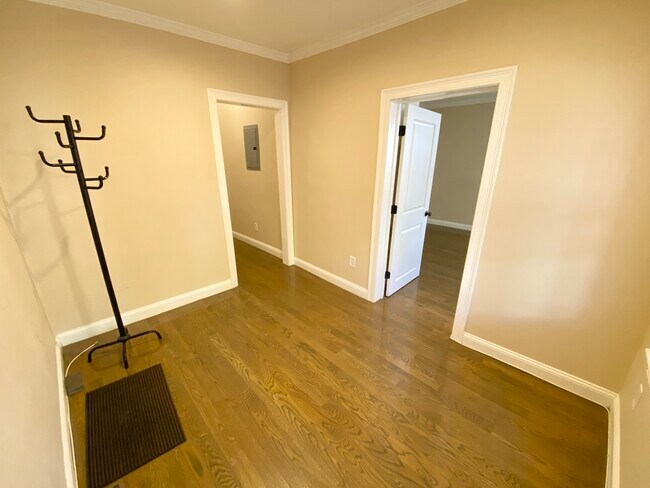 Foto del edificio - 39 Glen Rd