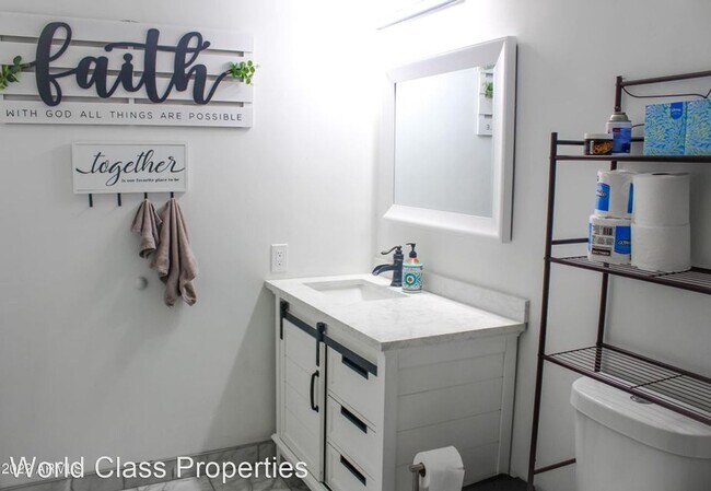 Foto del edificio - 3 br, 2 bath House - 4263 E Contessa St.
